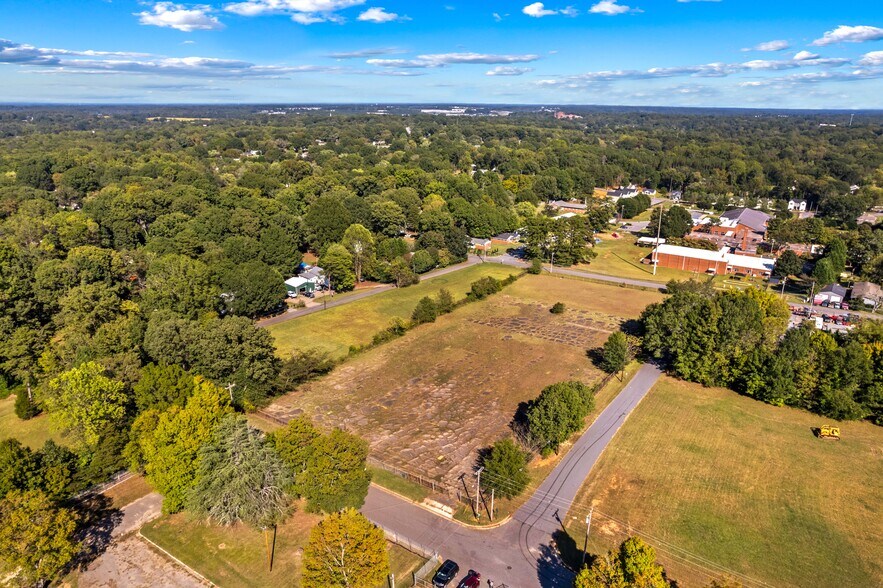 More Photos Of 214 Phoenix Street, Statesville Land For Sale
