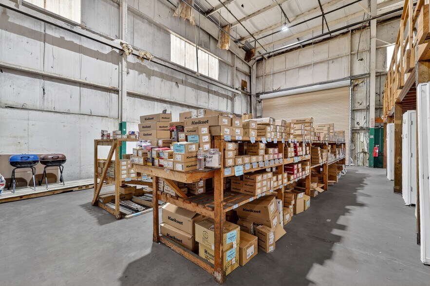 More Photos Of 722 Duck Lake Rd, Lady Lake Industrial For Sale