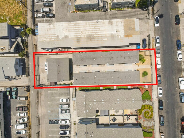 More Photos Of 606 W 81st St, Los Angeles Apartments For Sale