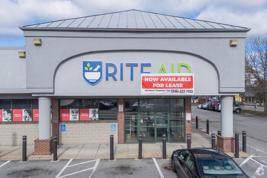 More Photos Of 1207 Acushnet Ave, New Bedford Drugstore For Lease