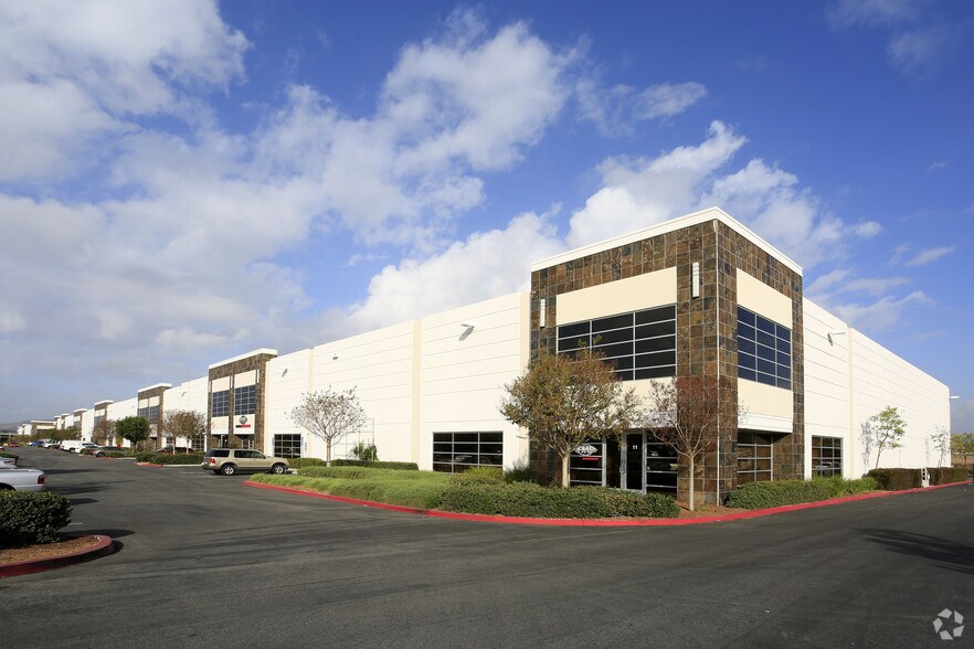 More Photos Of 1111 Citrus St, Riverside Warehouse For Lease