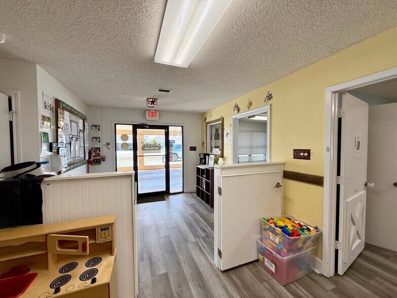 More Photos Of 3015 James Rd, Granbury Daycare Center For Sale
