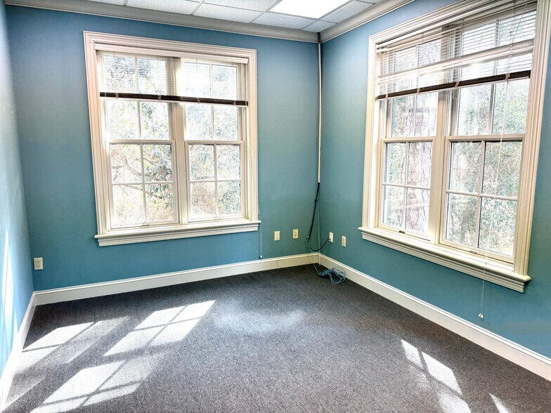 More Photos Of 4 Dunmore Ct, Hilton Head Island Medical For Lease