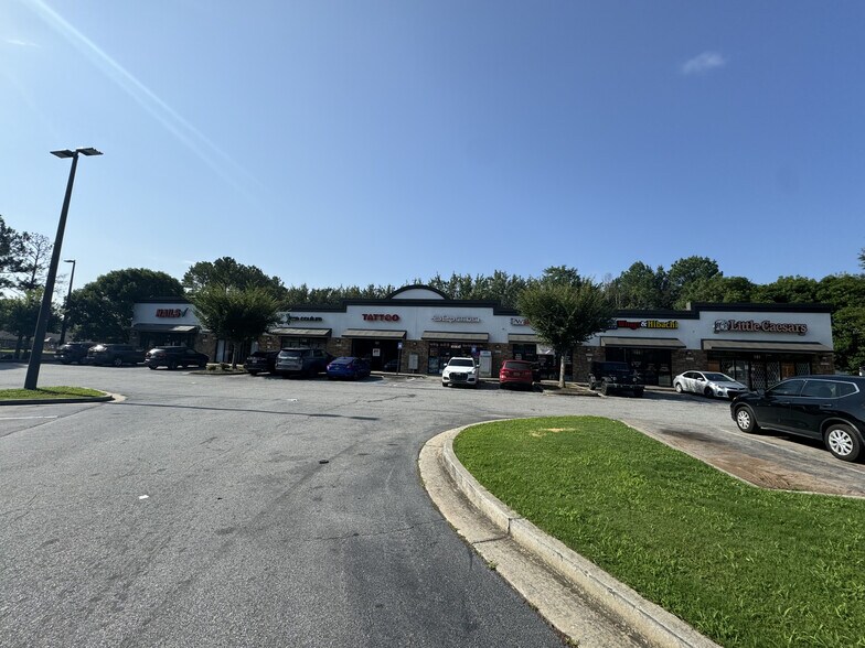 More Photos Of 1296 Highway 138, Riverdale Storefront For Lease