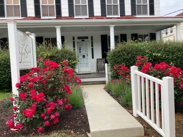 More Photos Of 417 Main St, Laurel Office For Lease