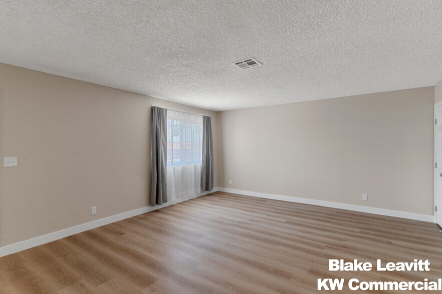 More Photos Of , Las Vegas Multifamily For Sale