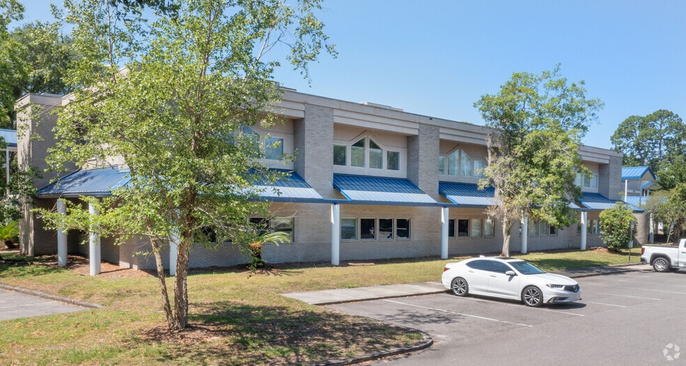 More Photos Of 4237 Salisbury Rd, Jacksonville Office For Lease