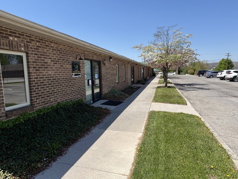 More Photos Of 120 Ponderosa Dr, Christiansburg Medical For Lease