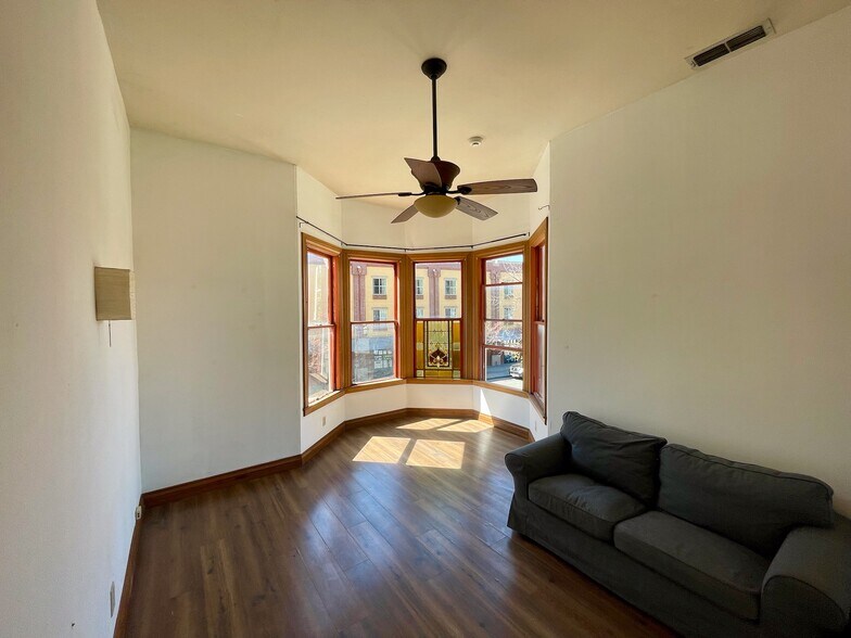 More Photos Of 124 Bank St, Grass Valley Restaurant For Sale