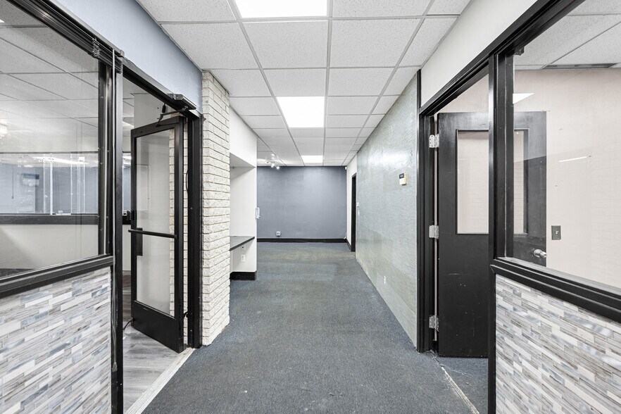 More Photos Of 21511 Van Dyke Ave, Warren Bank For Sale