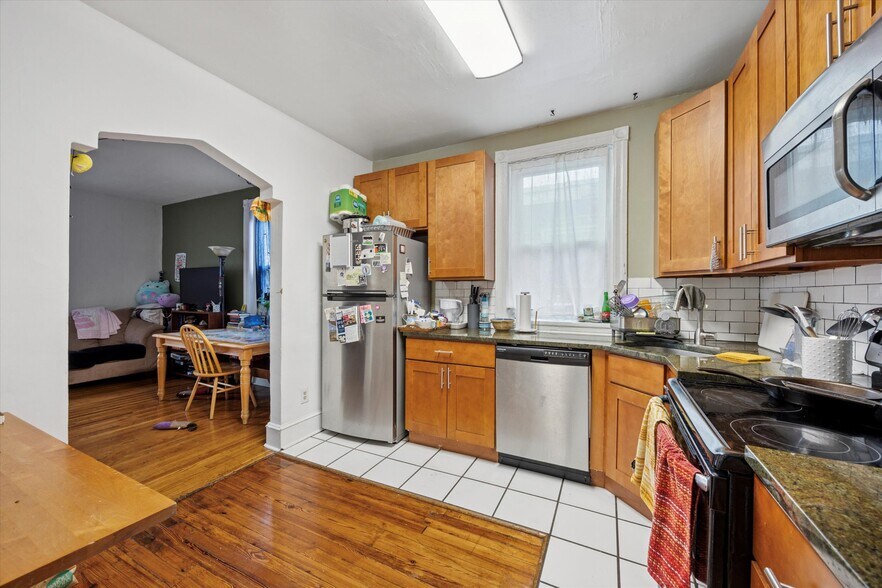 More Photos Of 238 S 45th St, Philadelphia Apartments For Sale