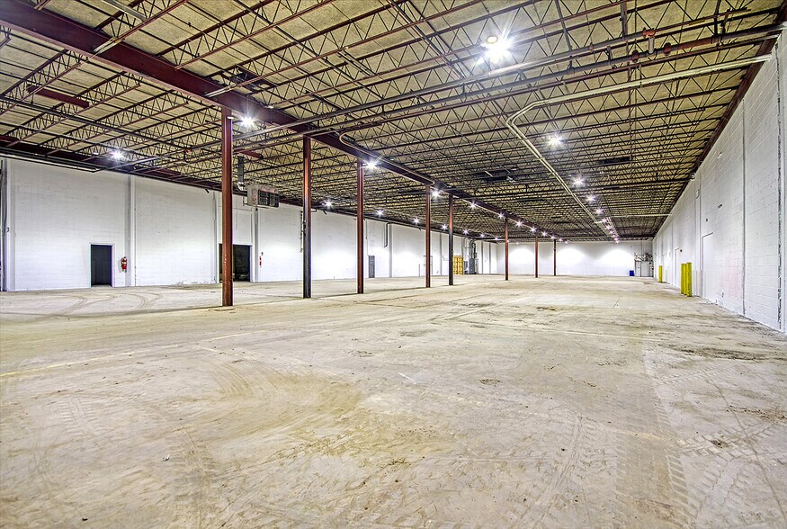 More Photos Of 304 Arcadia Dr, Greenville Industrial For Sale