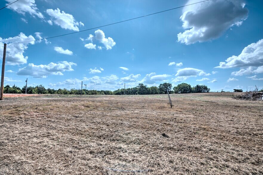 More Photos Of Oklahoma 39 Hwy @ Oklahoma 24, Purcell Land For Sale