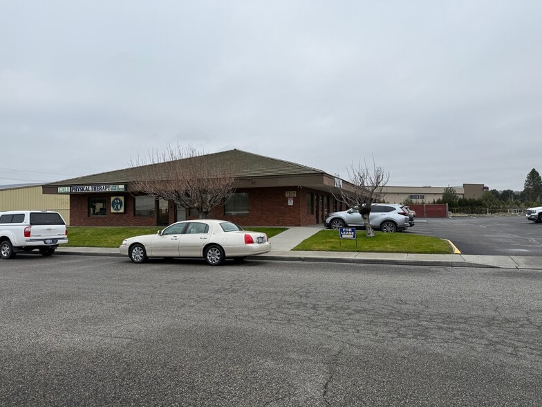 More Photos Of 7513 W Kennewick Ave, Kennewick Office For Lease