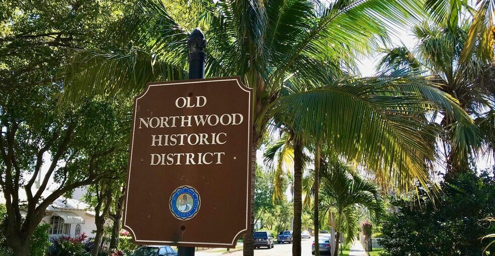More Photos Of 420 Northwood Rd, West Palm Beach Storefront For Lease