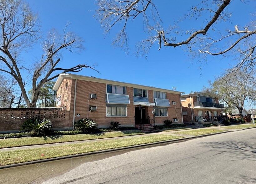More Photos Of 2708-2712 Oakcliff St, Houston Apartments For Sale