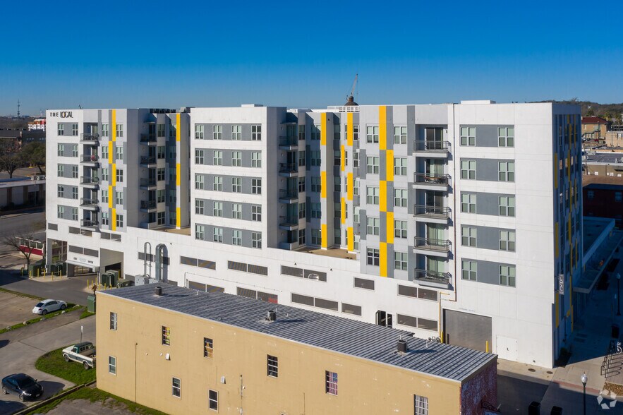 More Photos Of 210 North Edward Gary St, San Marcos Apartments For Lease