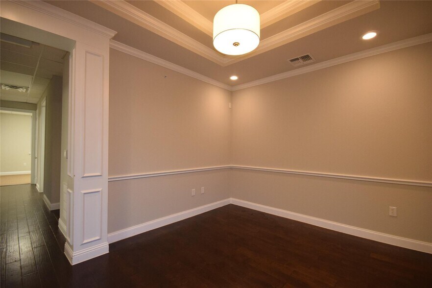 More Photos Of 3900 S Stonebridge Dr, McKinney Medical For Lease