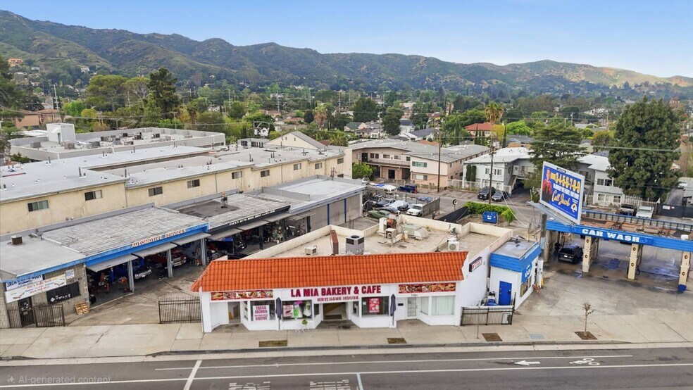 More Photos Of 7780 Foothill Blvd, Tujunga Restaurant For Sale