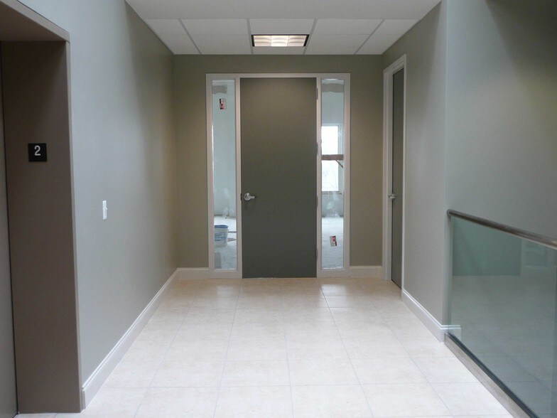 More Photos Of 1310 S Main St, Ann Arbor Medical For Sale