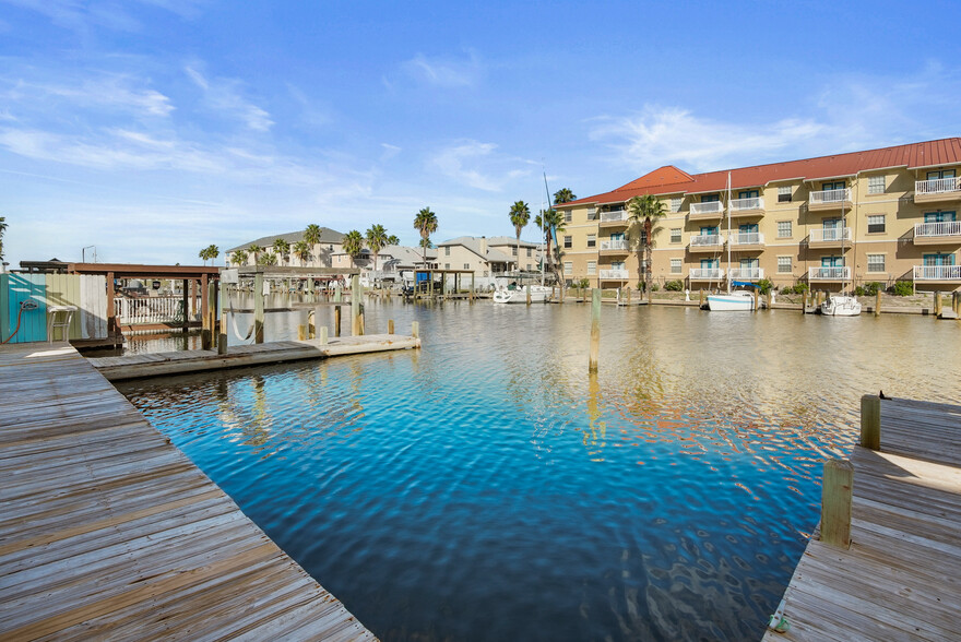 Primary Photo Of 14514 Cabana East St, Corpus Christi Apartments For Sale