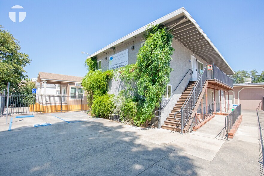 Primary Photo Of 917-923 Drever St, West Sacramento Office Residential For Sale