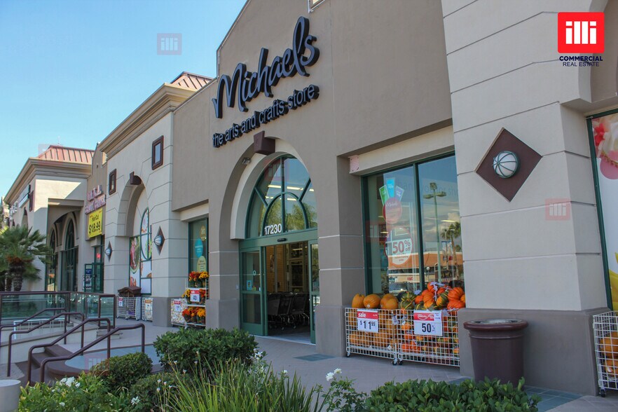 More Photos Of 17200 Ventura Blvd, Encino Unknown For Lease