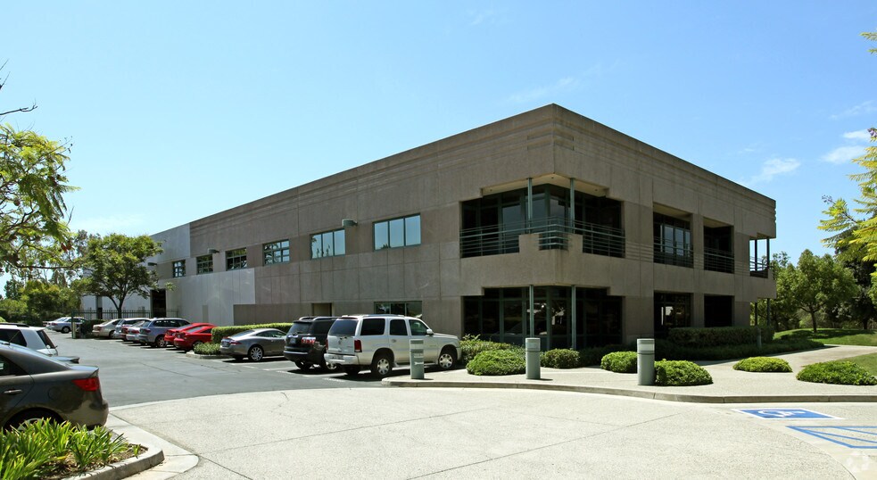 More Photos Of 30052-30062 Aventura, Rancho Santa Margarita Light Manufacturing For Lease