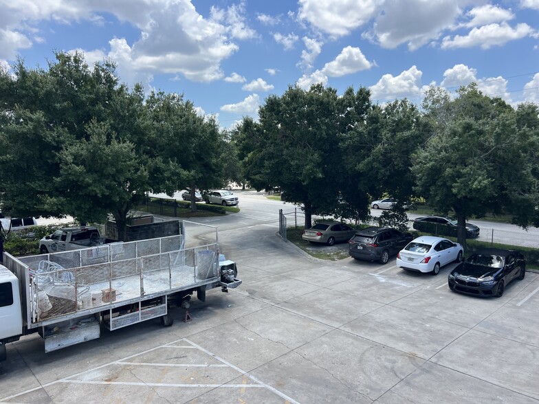 More Photos Of 2710 Pemberton Dr, Apopka Warehouse For Sale