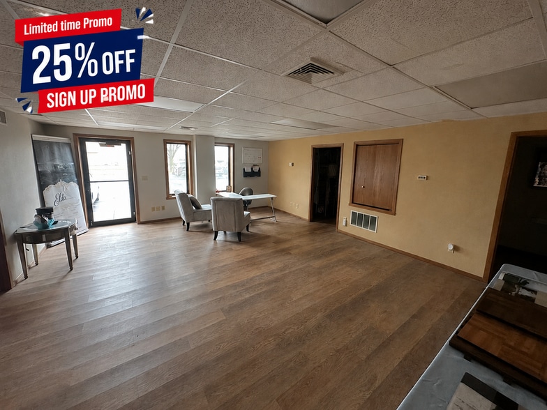 Primary Photo Of 1120-1130 Ashwaubenon St, Green Bay Service For Lease