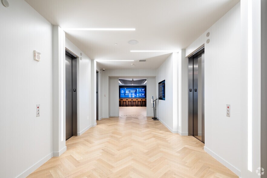 More Photos Of 3344 Peachtree Rd NE, Atlanta Office For Lease