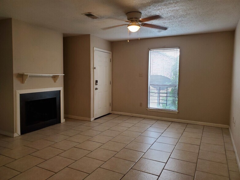 More Photos Of , Baton Rouge Multifamily For Sale