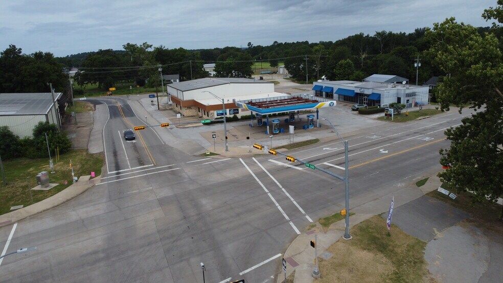 More Photos Of 10858 FM 346 W, Flint Office For Sale