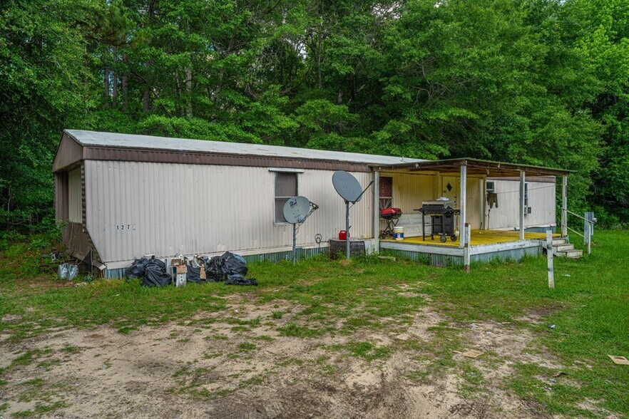 More Photos Of 1267 Trojan Rd, Cross Convenience Store For Sale
