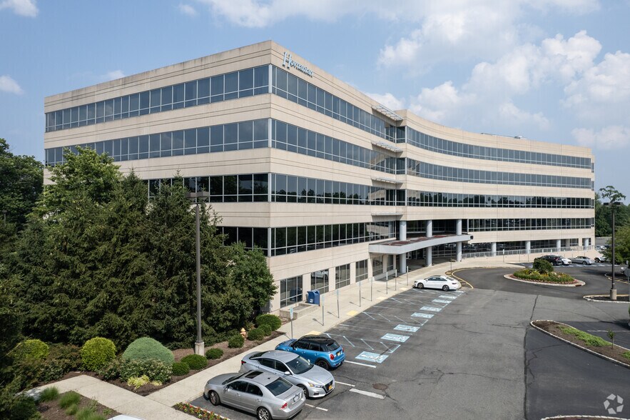 More Photos Of 90 Matawan Rd, Matawan Office For Lease