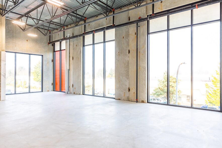 More Photos Of 11928 Machrina Way, Richmond Distribution For Lease