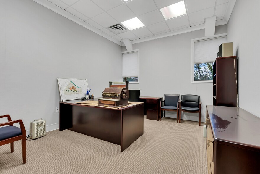 More Photos Of 3443 Route 66, Neptune Medical For Lease