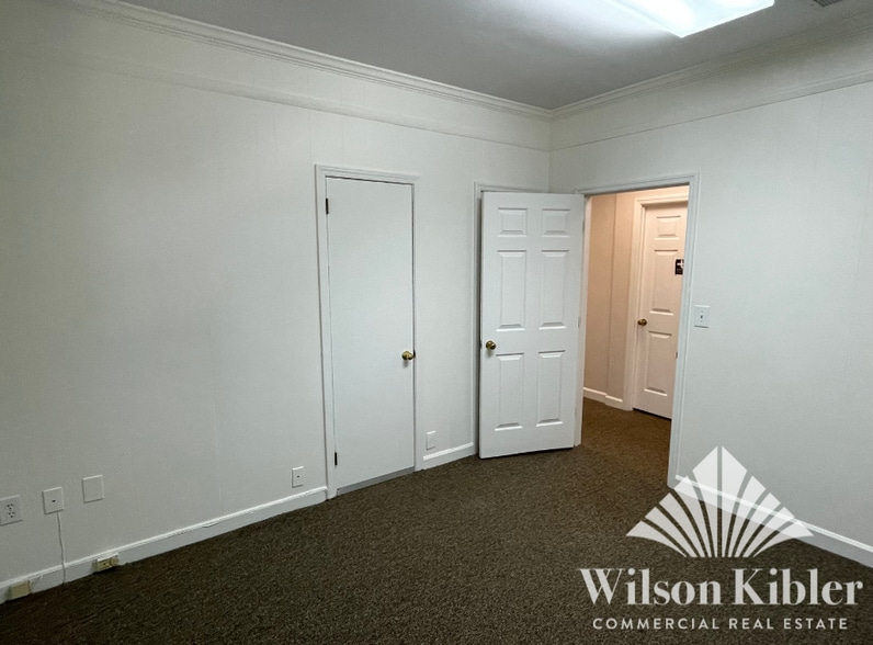 More Photos Of 2805 Millwood Ave, Columbia Loft Creative Space For Lease