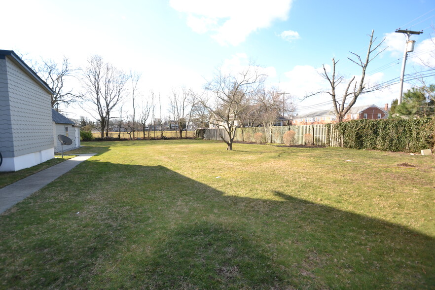 842 Arnold Ave, Point Pleasant Boro, NJ 08742 Office Residential For
