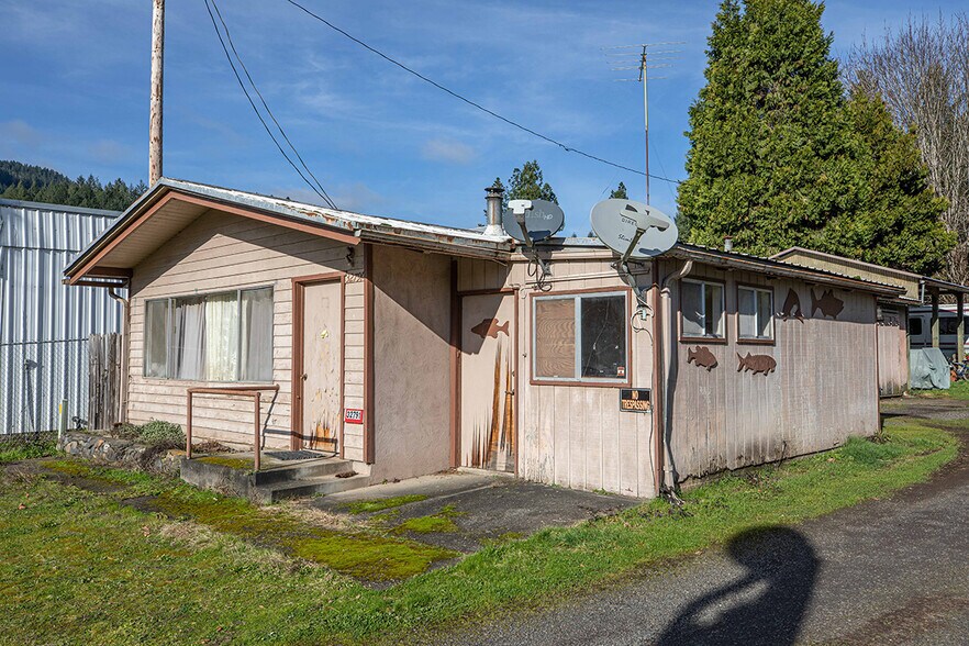 More Photos Of 32761 State Highway 38, Scottsburg Land For Sale