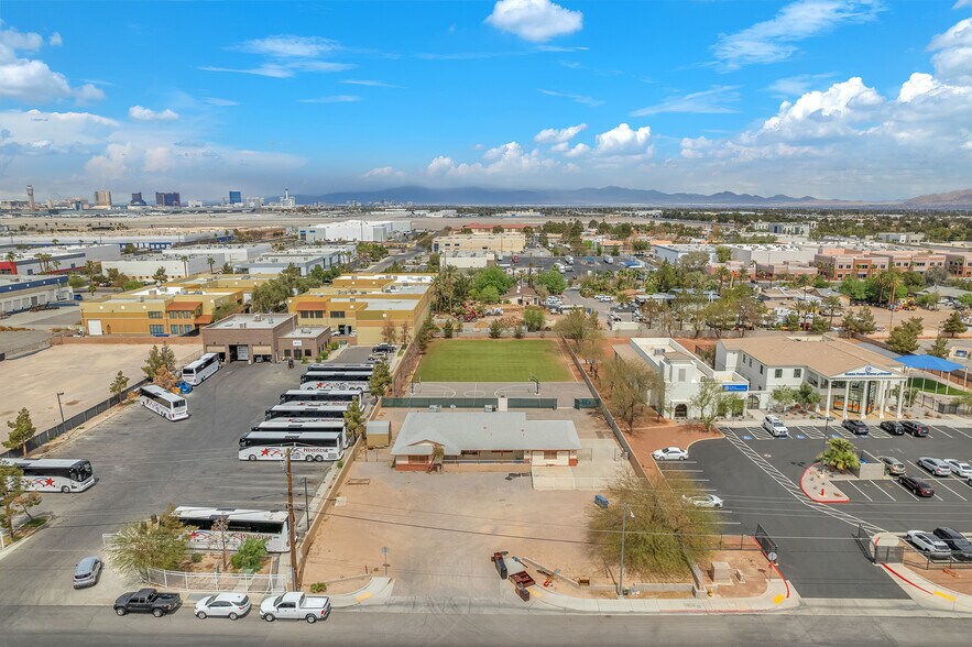 More Photos Of 2130 E Maule Ave, Las Vegas Land For Lease