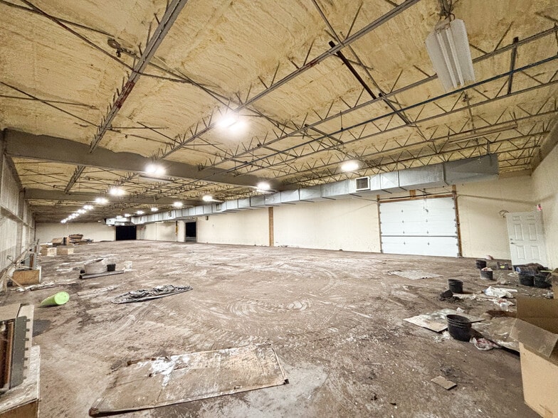 More Photos Of 1475 S Sam Houston Blvd, Houston Warehouse For Sale