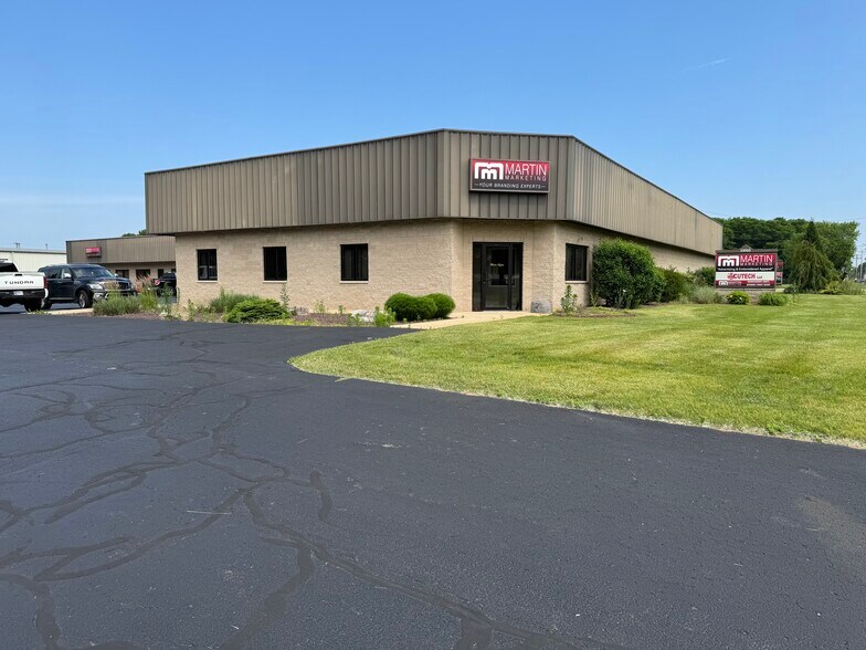 Primary Photo Of 53905 County Road 9, Elkhart Flex For Lease