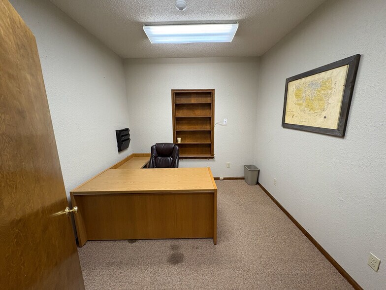 More Photos Of 12192 Tx-62, Orange Office Residential For Sale