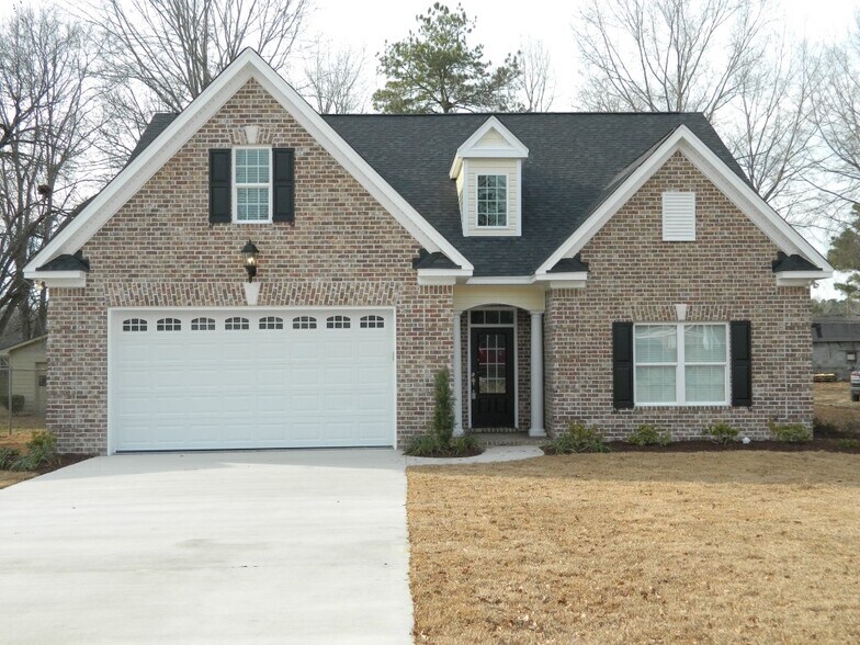 More Photos Of 1600 3rd Loop Rd, Florence Multifamily For Sale