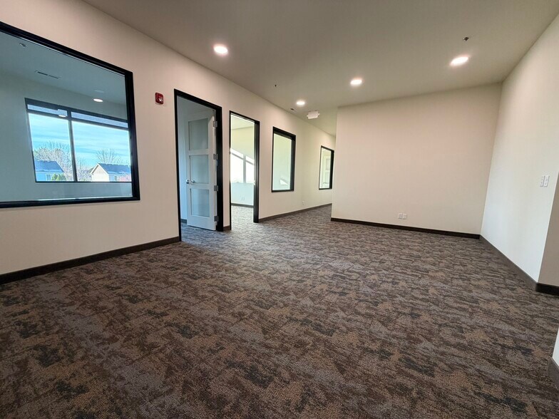 More Photos Of 30 S Louisiana St, Kennewick Loft Creative Space For Lease