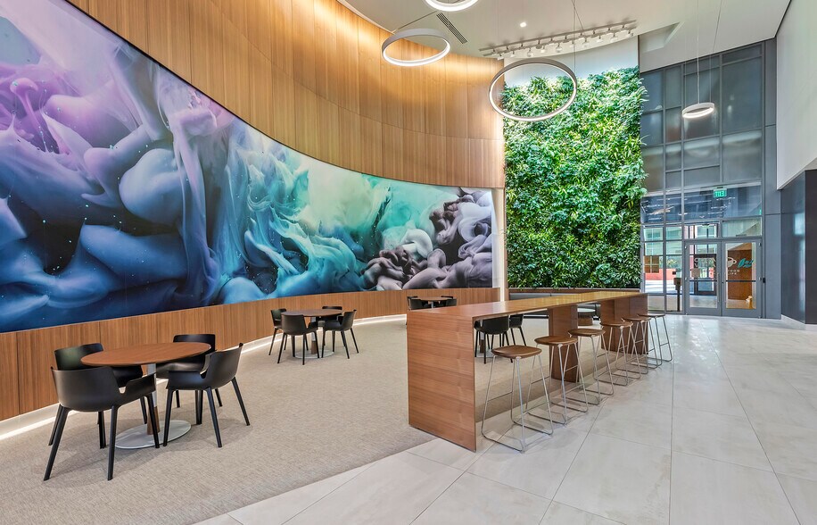 More Photos Of 655 W Broadway, San Diego Office For Lease