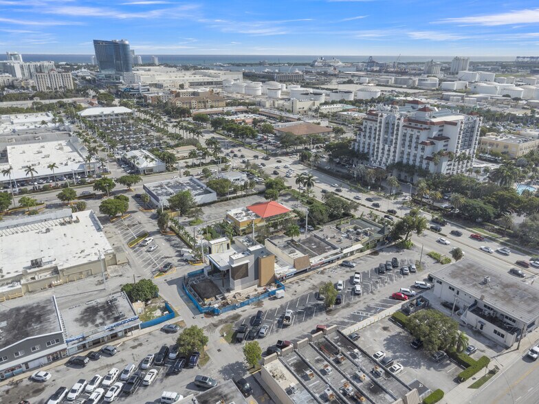 More Photos Of 1085 SE 17th St, Fort Lauderdale Office For Sale