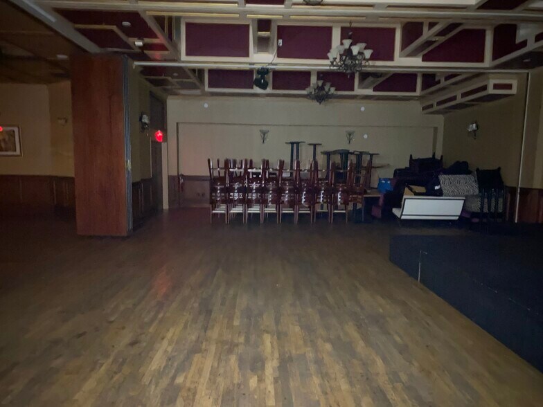 More Photos Of 101 Ward St, Paterson General Retail For Lease