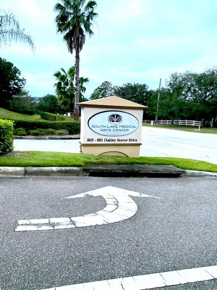More Photos Of 805 Oakley Seaver Dr, Clermont Medical For Lease